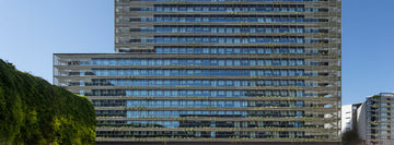 Edifício “Ciudad de Granada”: Eficiência energética e tecnologia adiabática CAREL